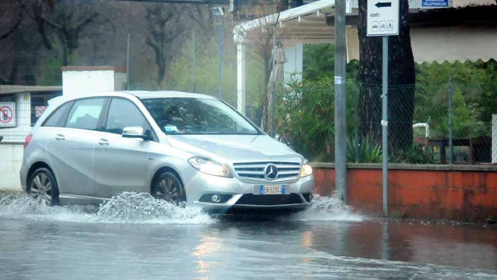 Maltempo, piogge forti in provincia di Massa-Carrara ma danni limitati