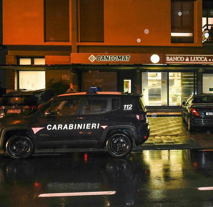 Via 60mila euro dal Banco di Lucca a Marlia 