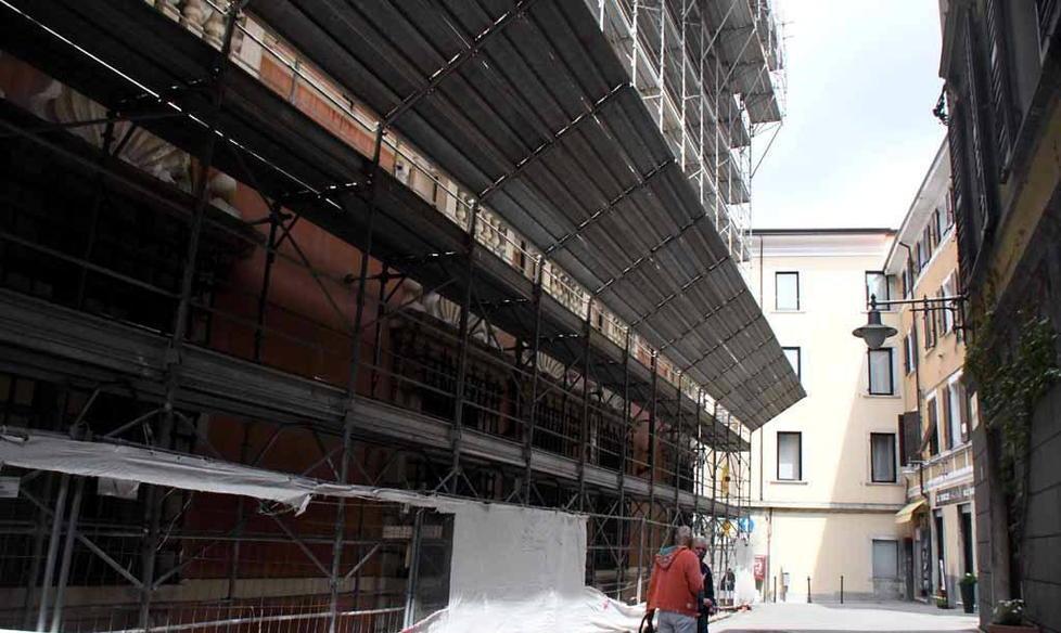 Caso ponteggi infiniti, la Provincia non ha i soldi per gli interventi 
