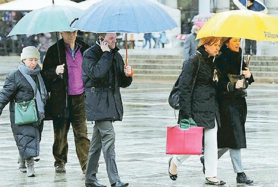 Scuole chiuse oggi a Cecina per l’allerta temporali 