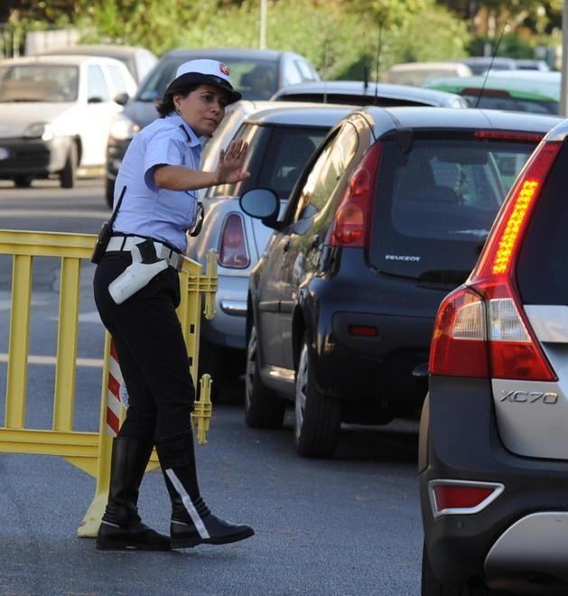 Ministero contesta i premi ai dipendenti comunali 