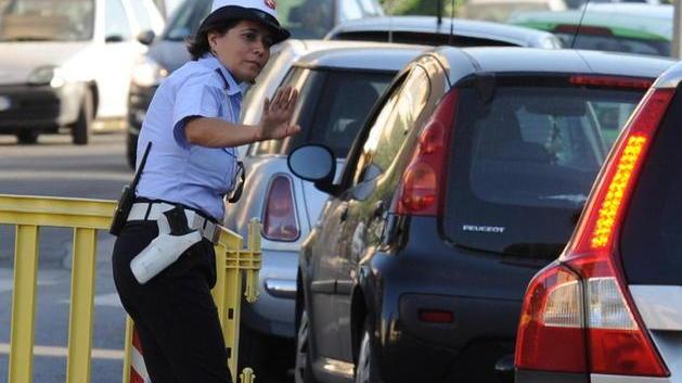 Ministero contesta i premi ai dipendenti comunali