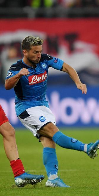 Mertens ne fa due e sorpassa Diego Insigne match winner a Salisburgo