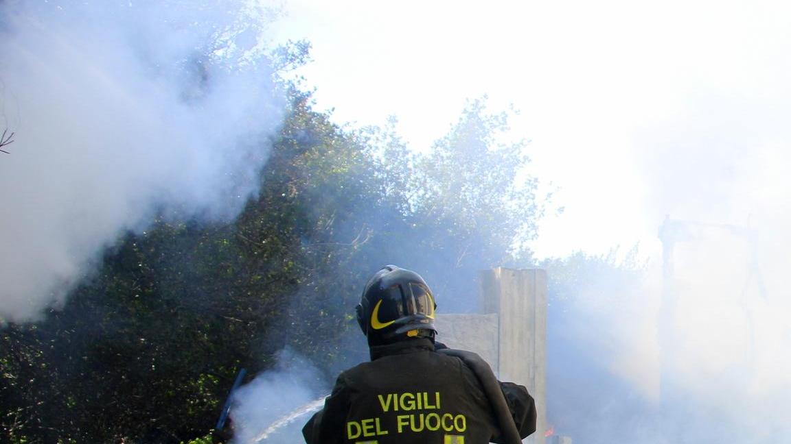 «Distaccamento dei vigili del fuoco, organici insufficienti» 