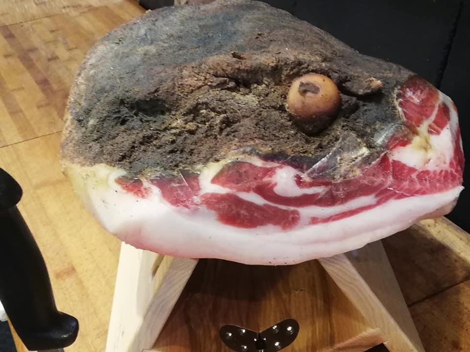 Seulo, un seminario sul "presutu"