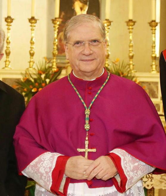 Nei giorni dei defunti così cambiano gli orari