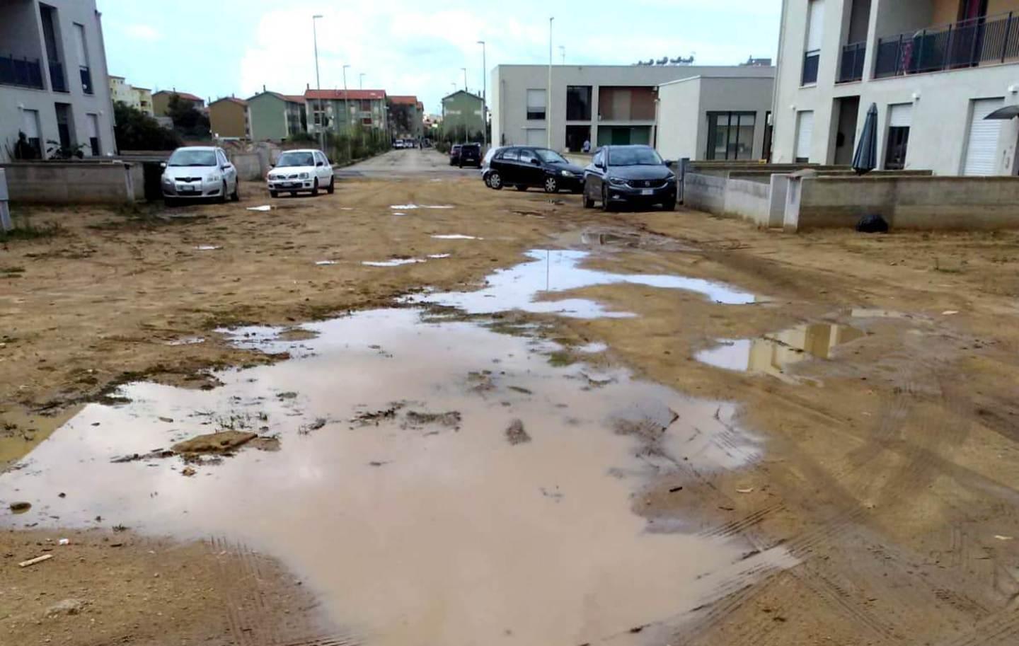 Le case di via Puglisi a mollo dopo l’acquazzone 