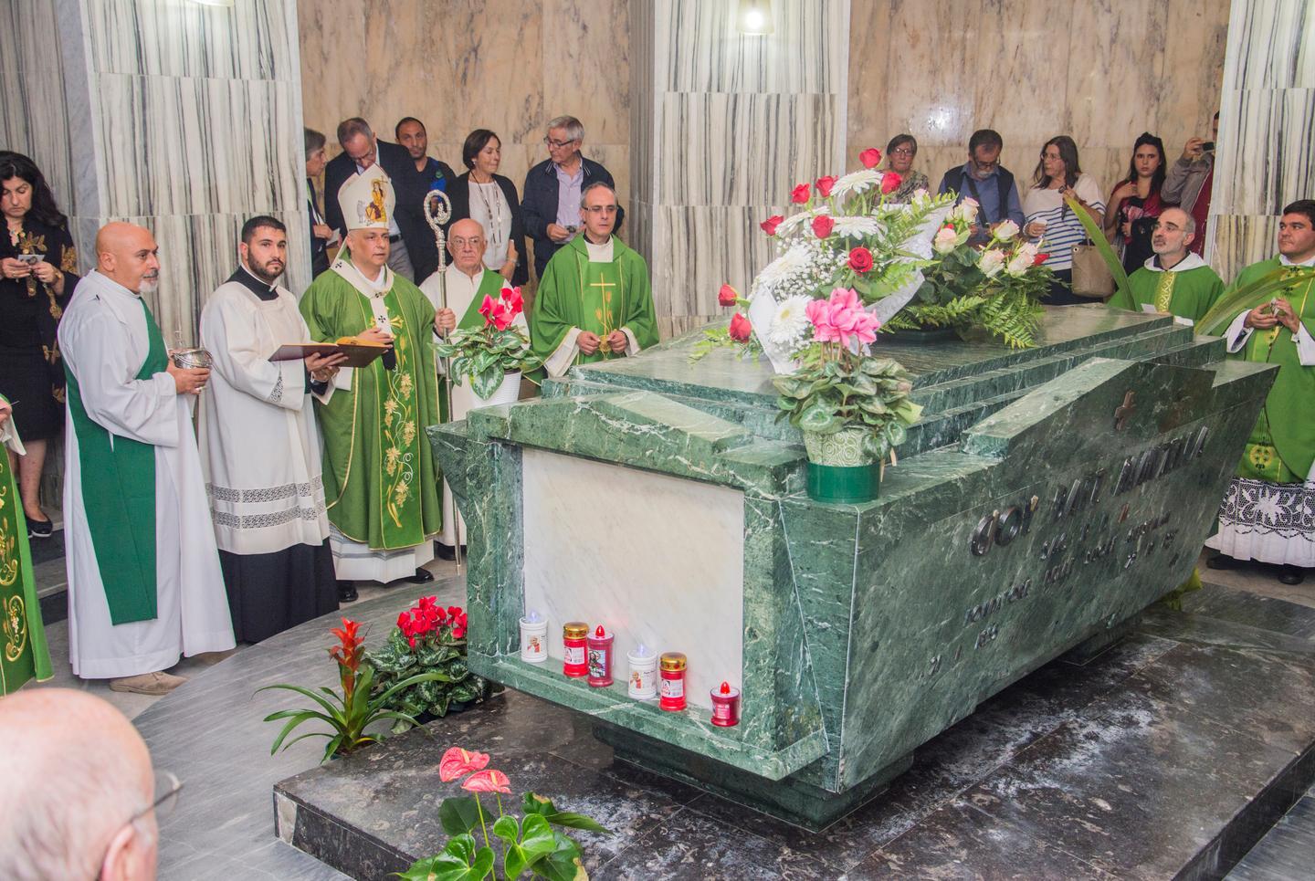 Padre Manzella resta nel cuore dei sassaresi 