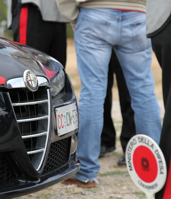 Alghero, aggredisce l’ex compagna con una testata al volto 