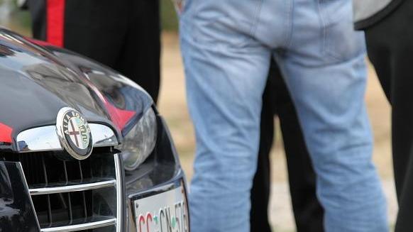 Alghero, aggredisce l’ex compagna con una testata al volto