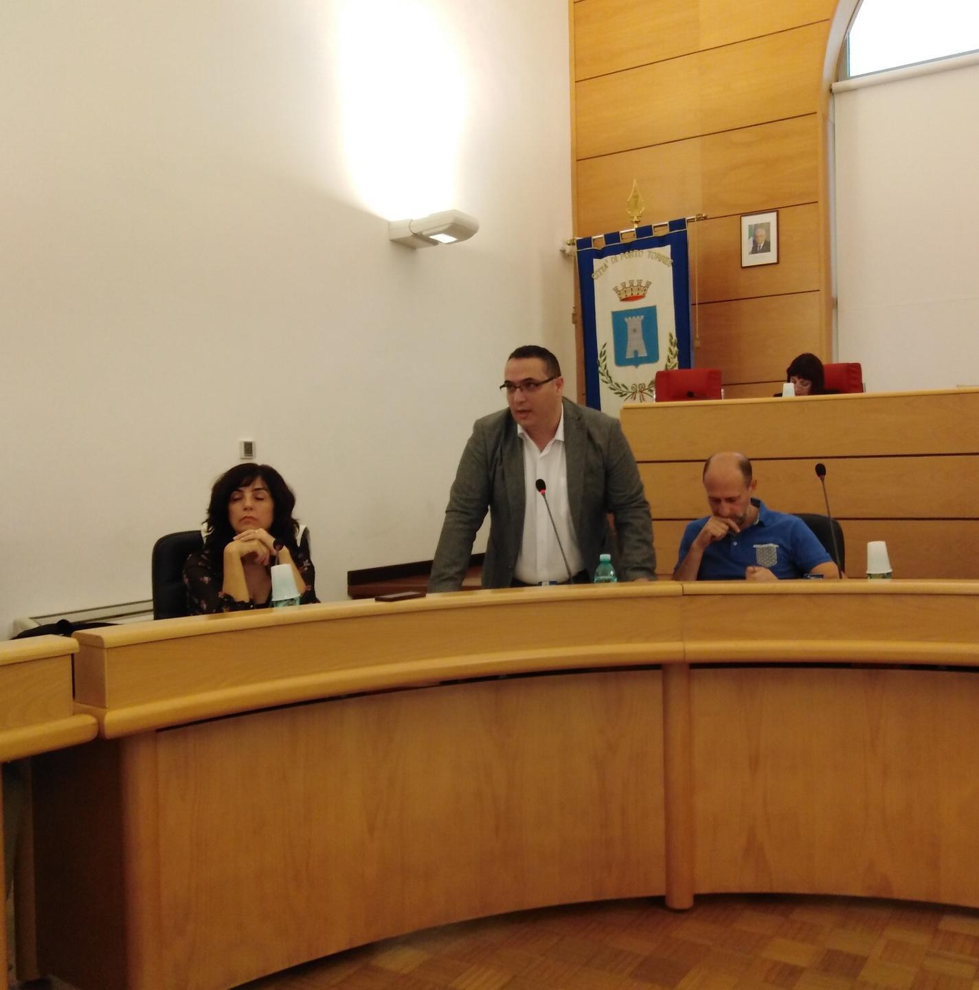 Vargiu: «Scuolabus ok, i soldi sono in cassa» 