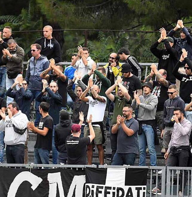 Obiettivo vittoria a Livorno per allontanare le critiche