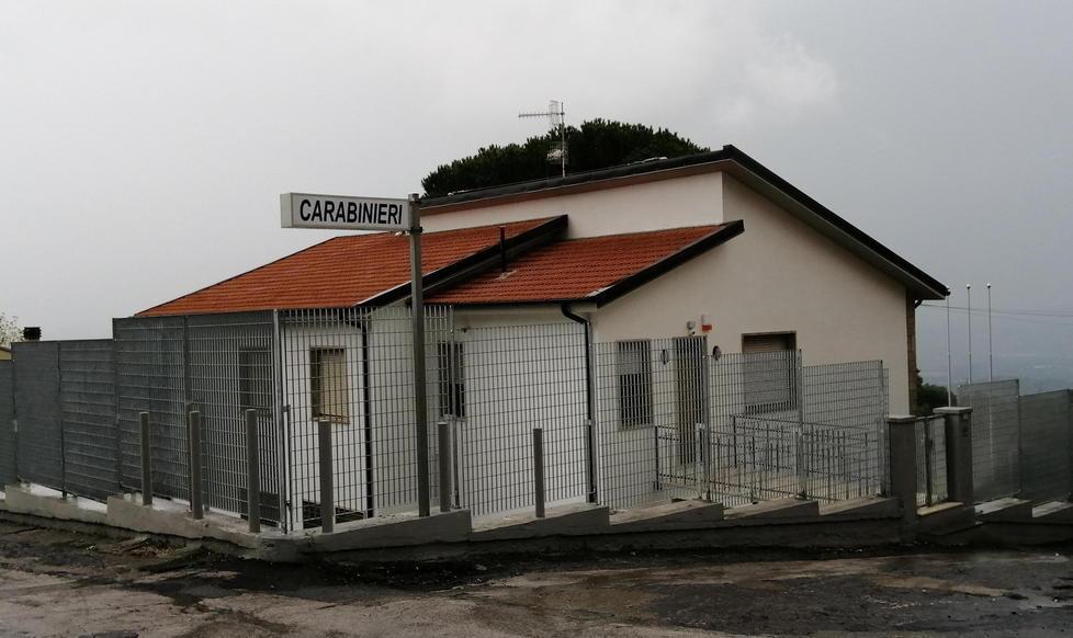 Tornano i carabinieri Caserma al Portoncino già operativa