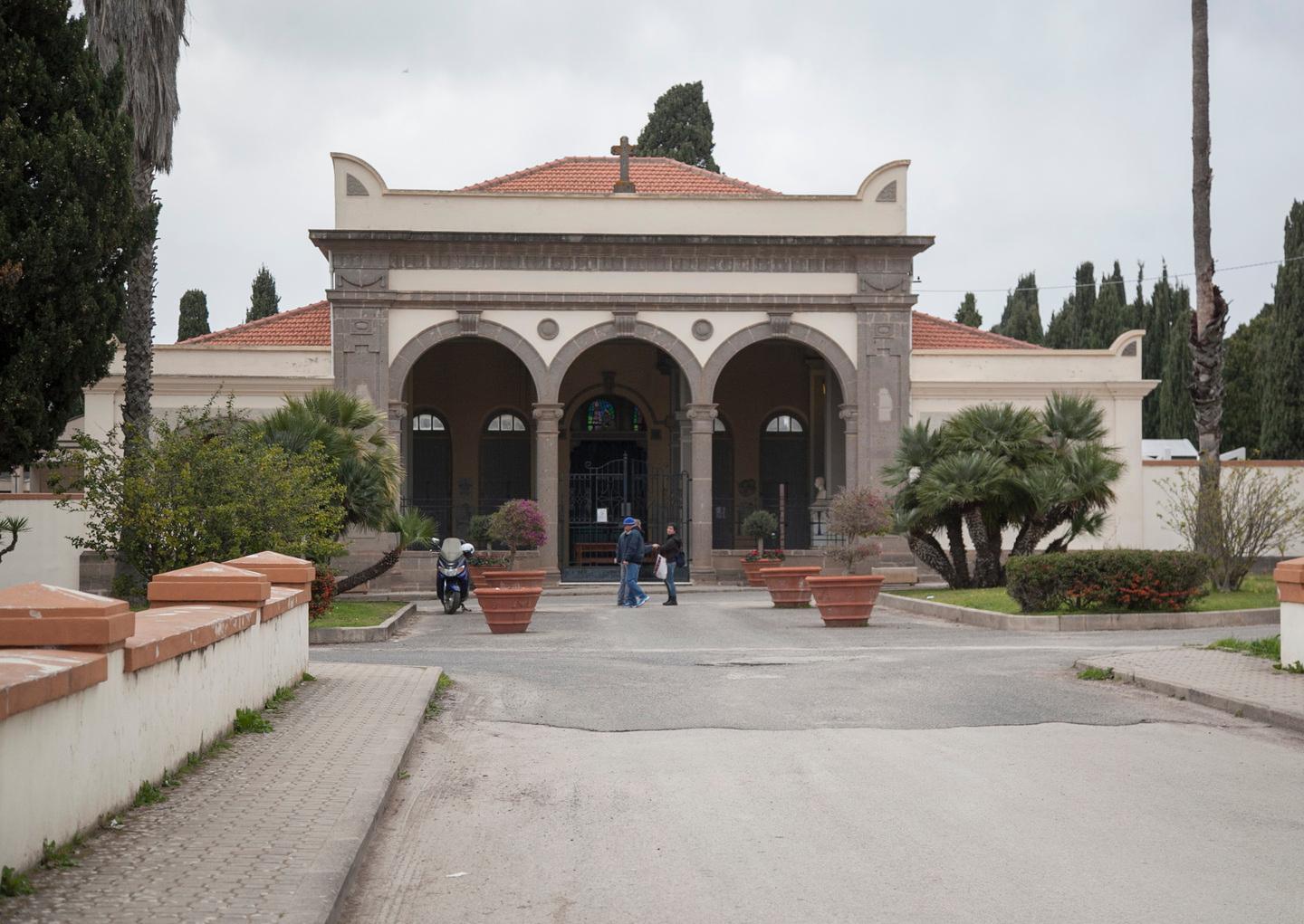Il vescovo celebrerà la messa nella cappella del cimitero