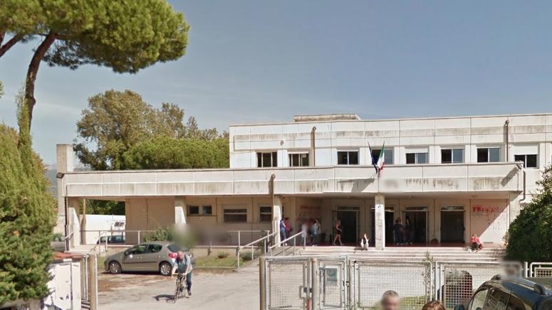 Il liceo Chini di Lido di Camaiore