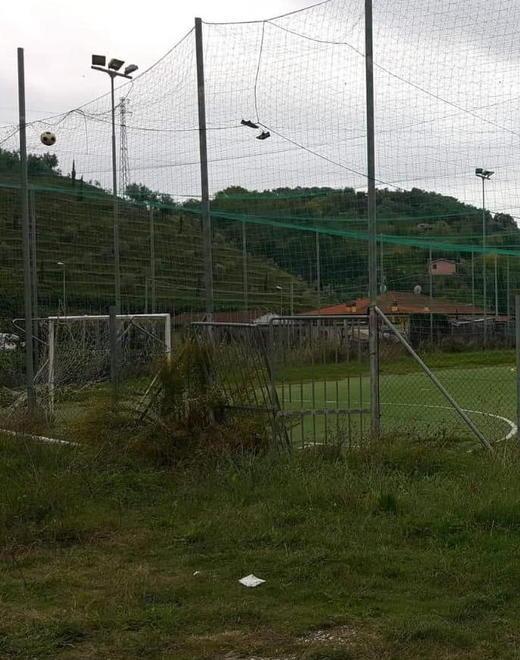 Il Pd: campo di Regnalla in stato di abbandono come tutta la frazione