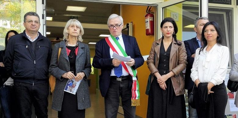 Un nuovo asilo nido riconsegnato ai bambini piccoli 