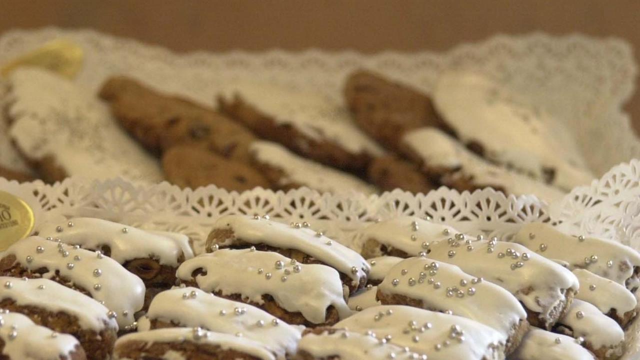 Papassini e pane di sapa in tavola per i defunti