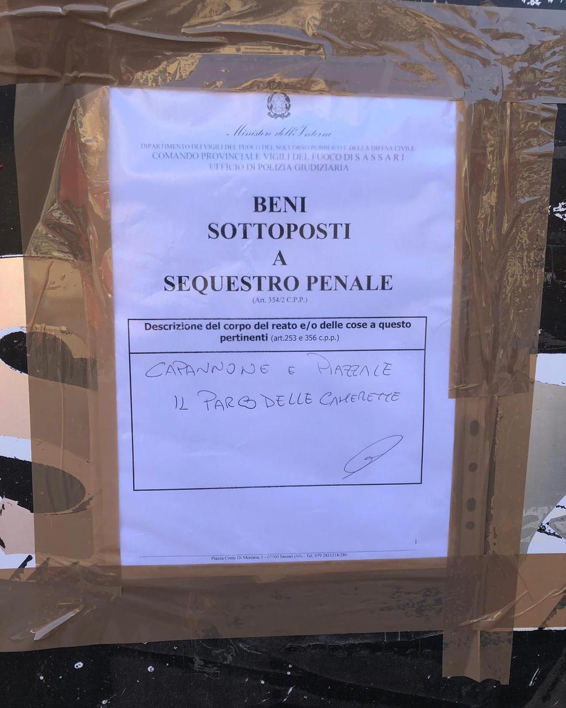 Attentato contro un mobilificio 