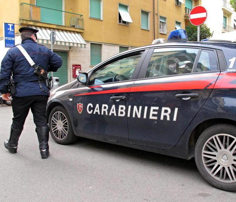 Bòtte tra ragazzini, tensione in centro storico 