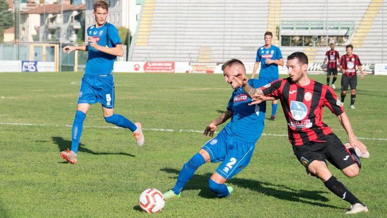 Lucchese, la partita perfetta un gol per tempo e zero rischi