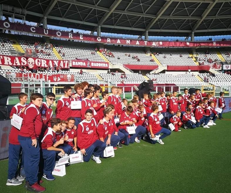 I baby calciatori sfilano a Torino