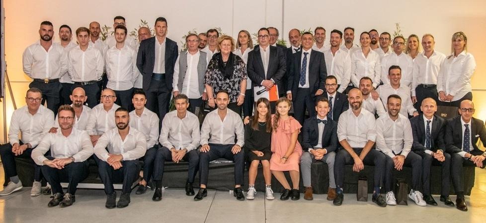 Oltre duecento ospiti alla festa per i 50 anni della Gianneschi 