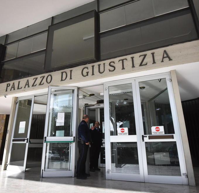 «Quel dirigente medico ha diritto all’aspettativa» 