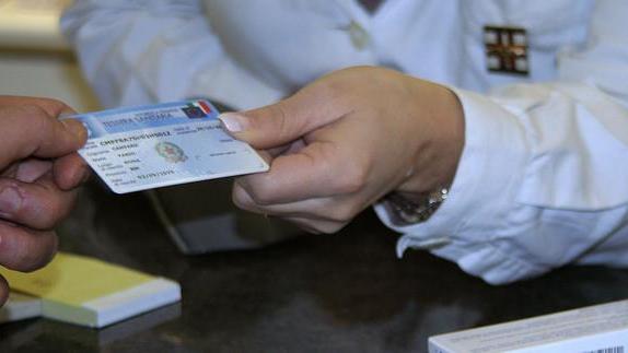 Sanità, la carta elettronica ora si attiva al mercatino