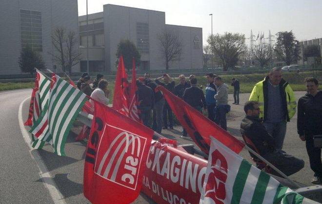 Scioperi nelle cartiere in difesa dell’art. 18 