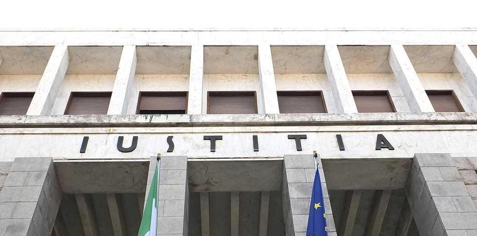 Accusa il marito di maltrattamenti dopo 19 anni 