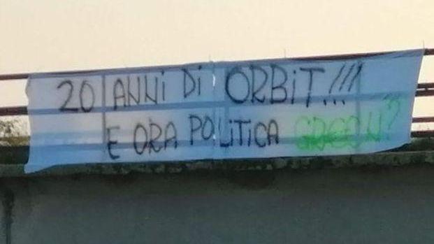 Striscioni anti sindaco, parte la denuncia alla procura
