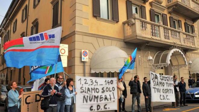 Cdc, in corteo per i 127 esuberi