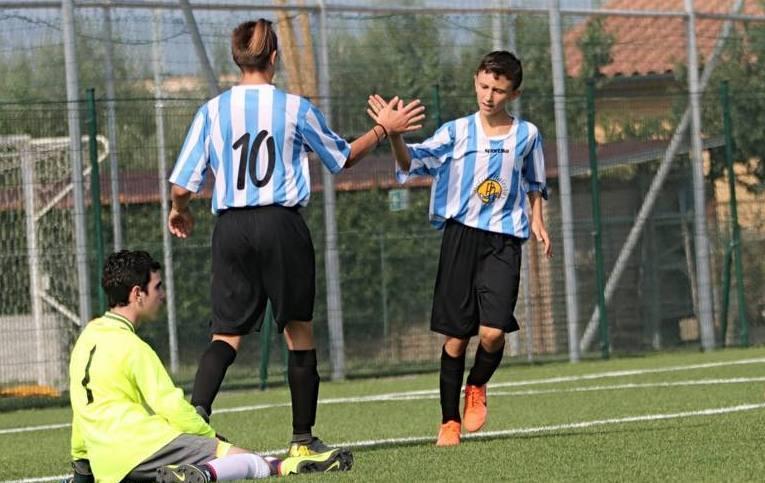 Dominio biancoceleste Salivoli raggiunto nel recupero dal Costa