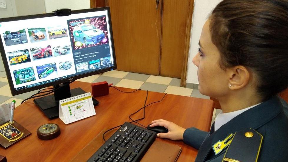 «Evasione di 200mila euro» Nei guai sito di ricambi auto