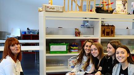 Alle Creste in scena la Biblioteca vivente Tre storie per volare oltre i pregiudizi