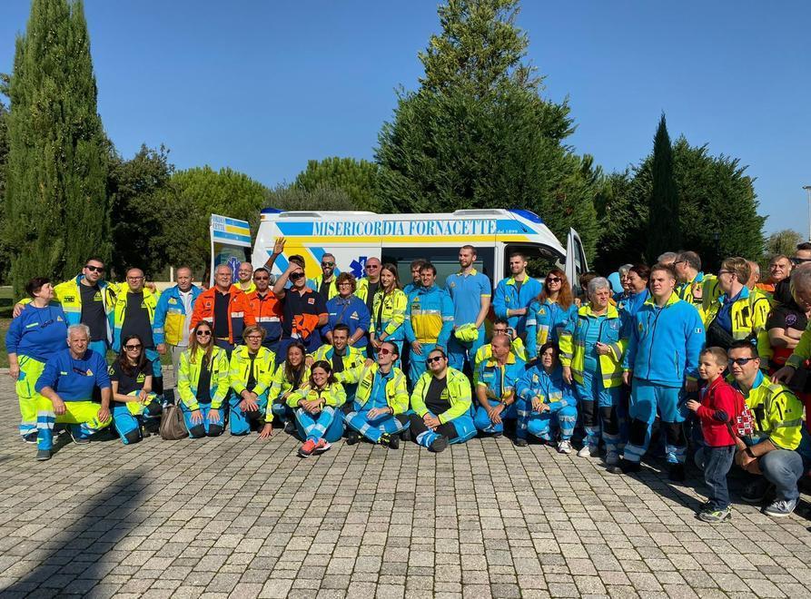 Misericordia in festa per l’arrivo di due mezzi 