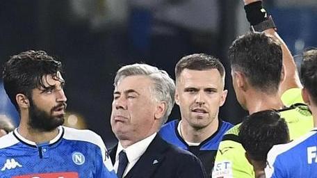 L’Atalanta non muore mai Ira Napoli, espulso Ancelotti