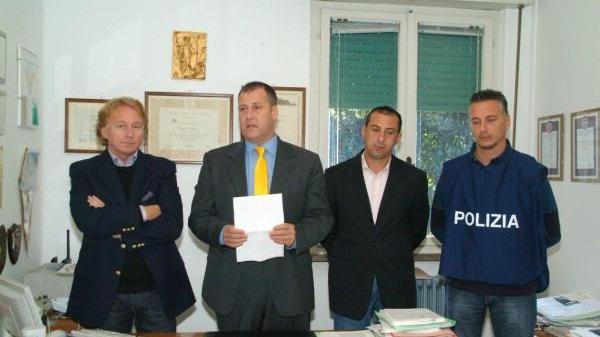 Riforniva di cocaina una famiglia Arrestato dalla squadra Mobile