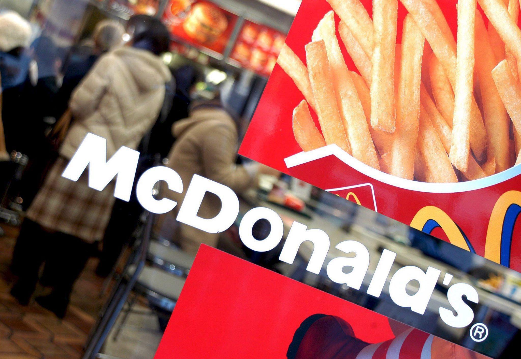 Spaccio e violenza: il questore sospende la licenza al McDonald's della stazione di Firenze