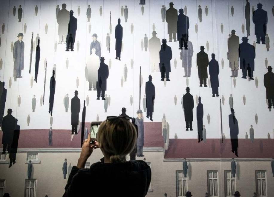 Un’immersione digitale nel surrealismo di Magritte 