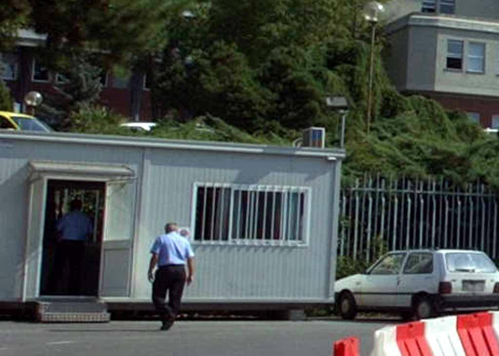 Il casotto container che ospita gli autisti della Ctt Nord