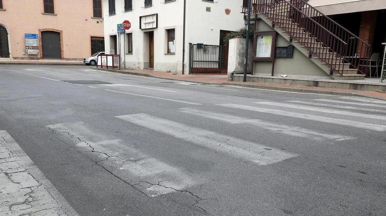 Il materiale non arriva i lavori in via Bonamici vengono rimandati