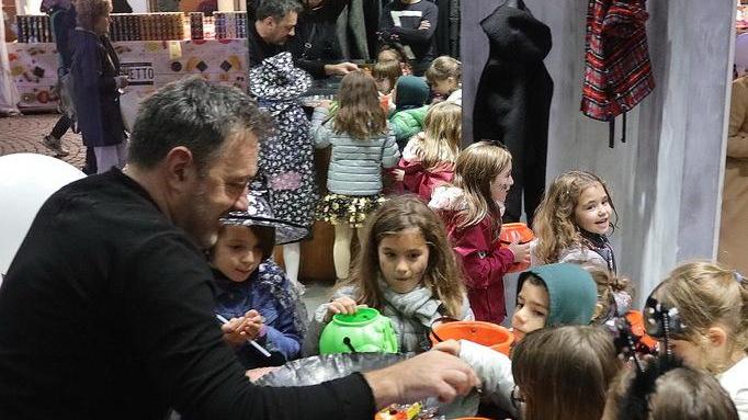 L’infiorata chef al lavoro e delizie per ogni età