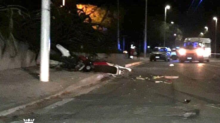 Cagliari, auto pirata travolge e uccide un motociclista di 29 anni
