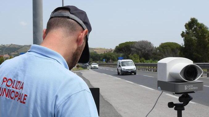 Multe non pagate per 4 milioni di euro, via alle cartelle di Equitalia per il recupero