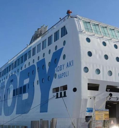 Guerra totale Moby-Unicredit sulla vendita delle navi 