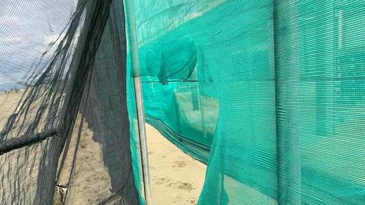 Baby-vandali in azione in due bagni di Focette