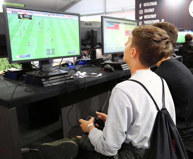 Il nuovo fumetto di Ortolani. A eSports è l’ora dei vincitori 