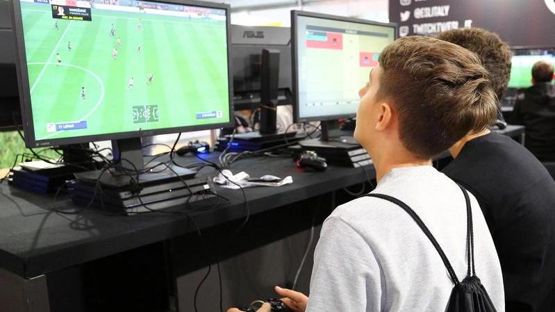 Il nuovo fumetto di Ortolani. A eSports è l’ora dei vincitori